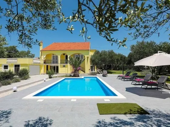 Lovely Holiday Home in Policnik With Private Pool - Öne Çıkan Resim