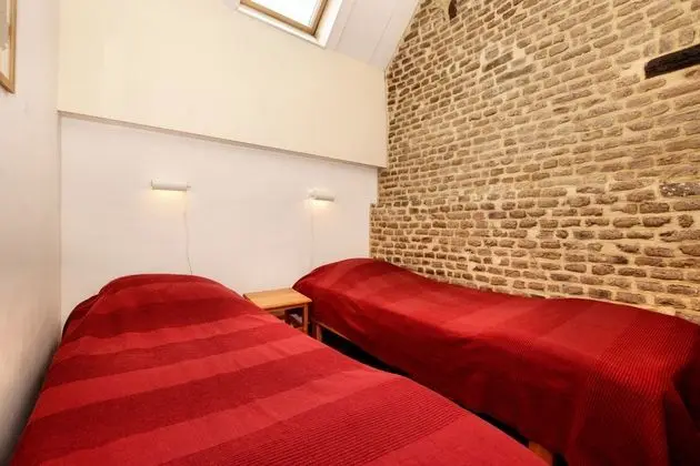 Lovely Holiday Home in Richelle With Barbecue - Oda