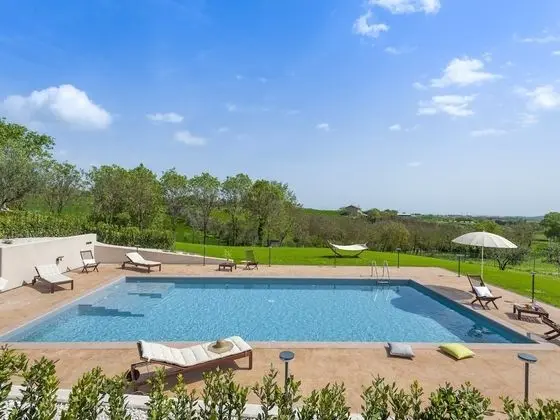 Lovely Holiday Home in San Costanzo With Swimming Pool - Havuz