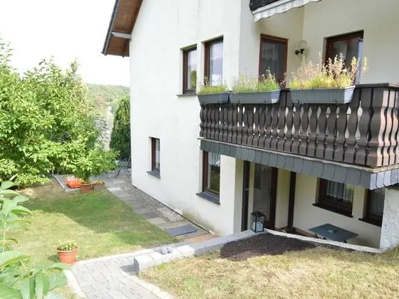 Lovely Holiday Home in Üxheim Niederehe With Garden - Dış Mekan