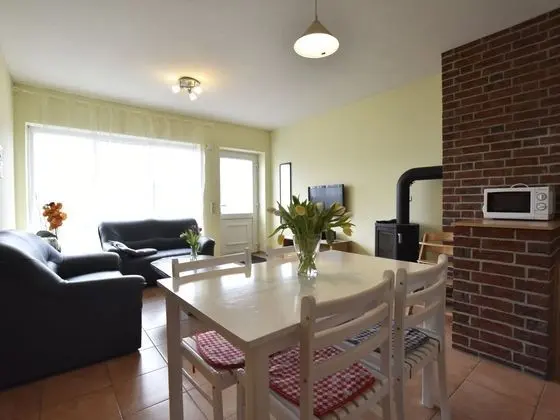 Lovely Holiday Home in Zierow With Fenced Garden - Yerinde Yemek