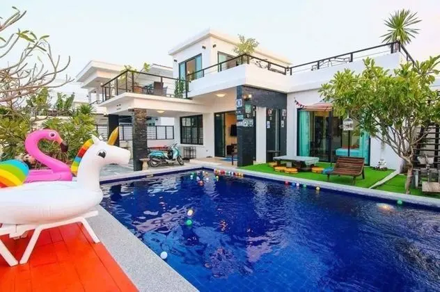 Lovely-Home Pool Villa