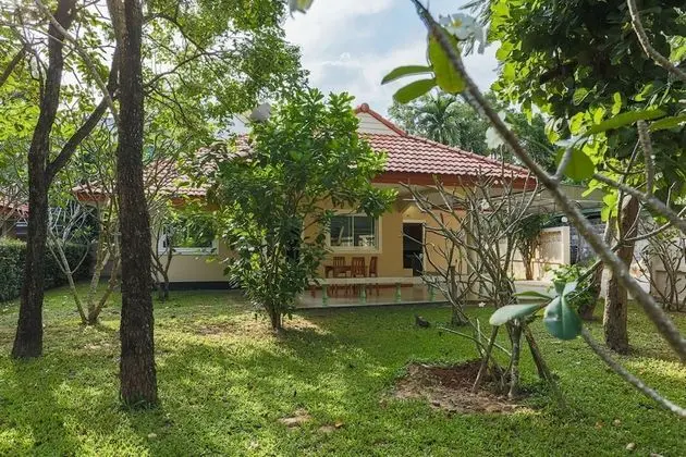 Lovely House With Access to Large Swimming Pool and Near Chalong Pier - Dış Mekan