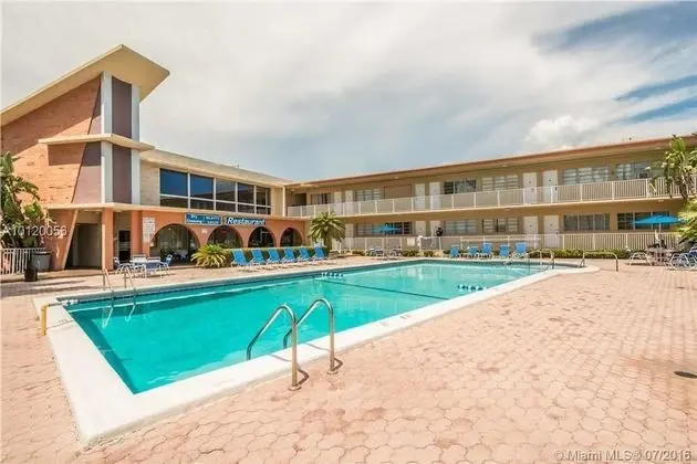 Lovely Little Studio With Pool, Hallandale Beach:) - Havuz