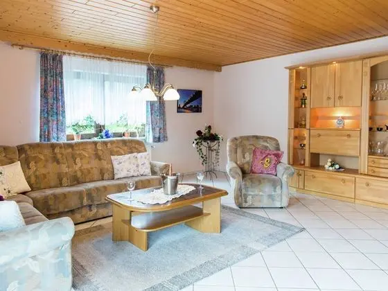 Lovely Mansion in Lirstal With Terrace - Öne Çıkan Resim