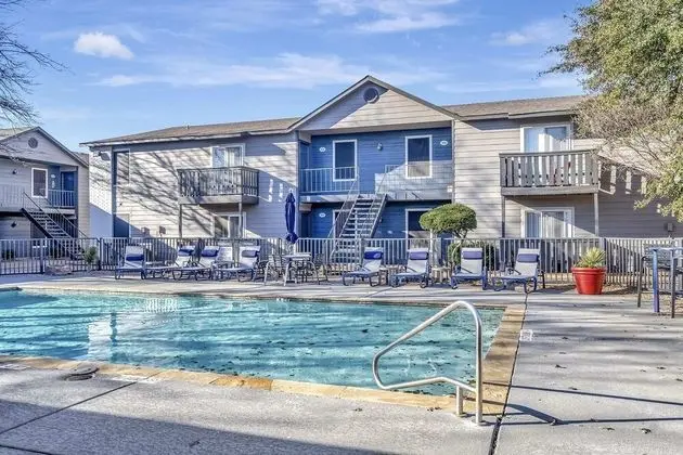 Lovely Midland Getaway With Fitness Center - Havuz