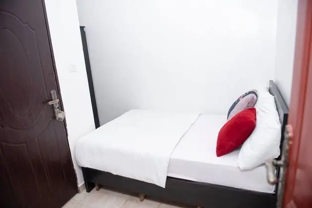 Lovely One-bed Apartment Located in Abuja - Öne Çıkan Resim