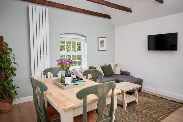 Lovely, Quiet and Stylish Cottage in Kemerton! - Yerinde Yemek