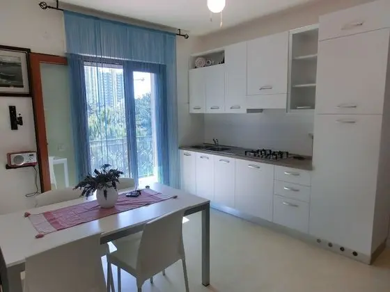 Lovely Renovated Flat Immersed in the Green of the Pineta by Beahost Rentals - Öne Çıkan Resim