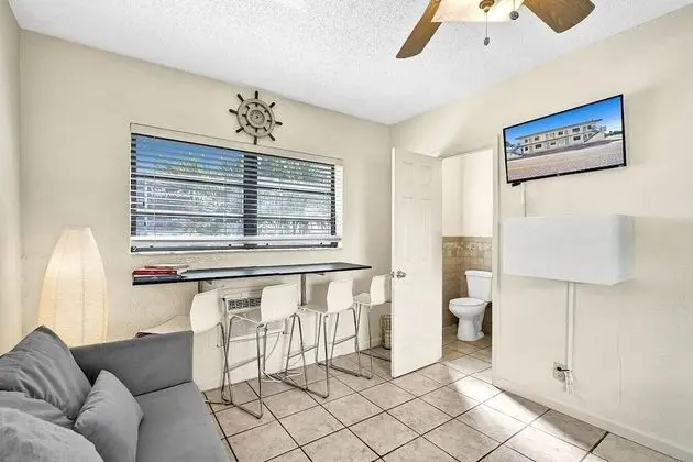 Lovely Studio/bath, Hollywood Beach, Free Parking - Oda