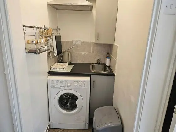 Lovely Studio Flat in Town Centre Reading - İç Mekan