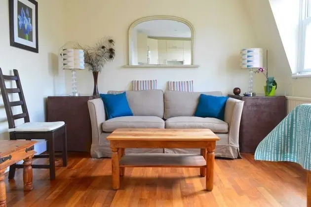 Lovely Top Floor Flat in Leafy Fulham