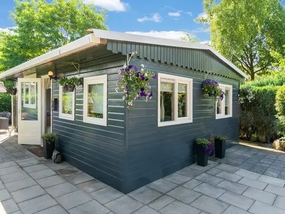 Lovely Wooden Chalet With Garden in Reutum, Twente