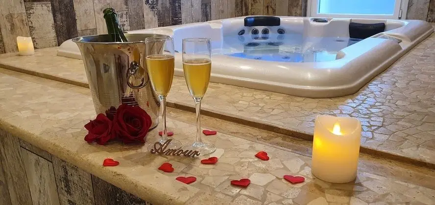 Loveroom La Garçonn'hyeres - Öne Çıkan Resim