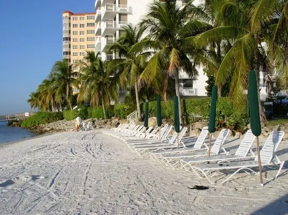 Lovers Key Beach Club by Check In Vacation Rentals - Plaj