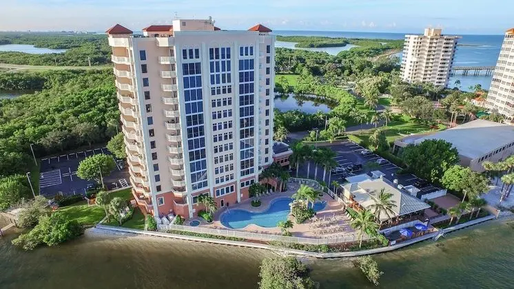 Lovers Key Resort