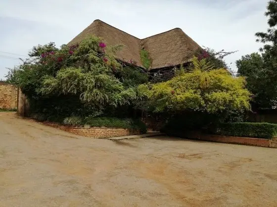 Lovisa Country Hotel