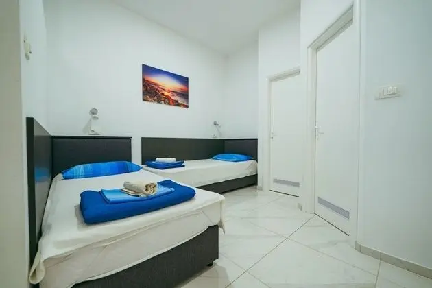 Lovre - Close to the sea - A2 Prizemlje - Oda
