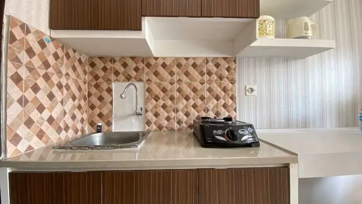 Lower Floor And Simply Modern 2Br Apartment At The Jarrdin Cihampelas - Mutfak