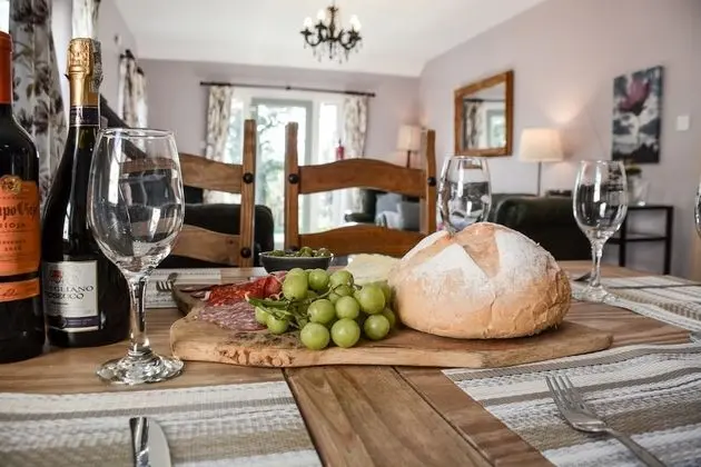 Lower Trengale Farm Holiday Cottages - Yerinde Yemek