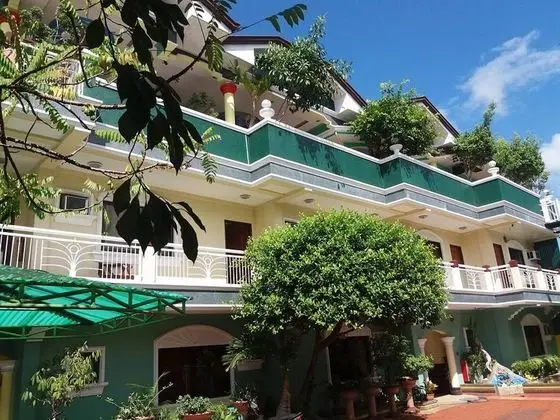 LP Hotel and Resto Bar - Dış Mekan