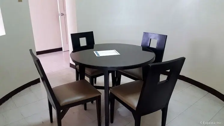 LPL Suites Greenbelt - Oda Düzeni