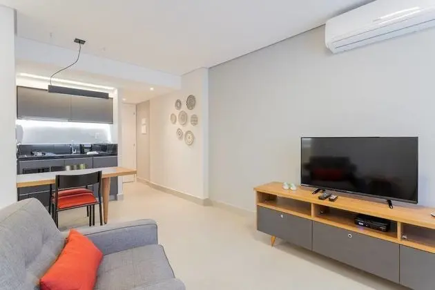 Lr810 Renovado, no Buzz dos Jardins, com Squash!