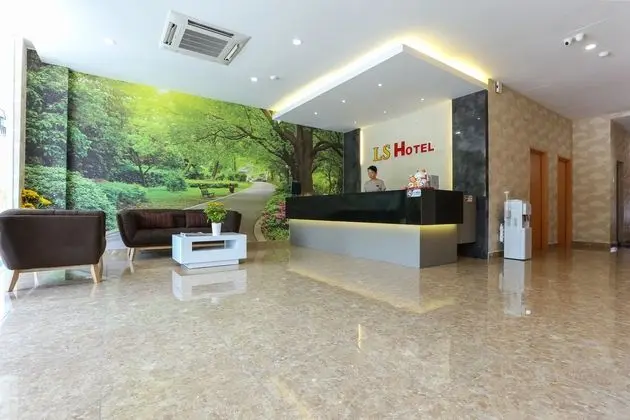 LS HOTEL