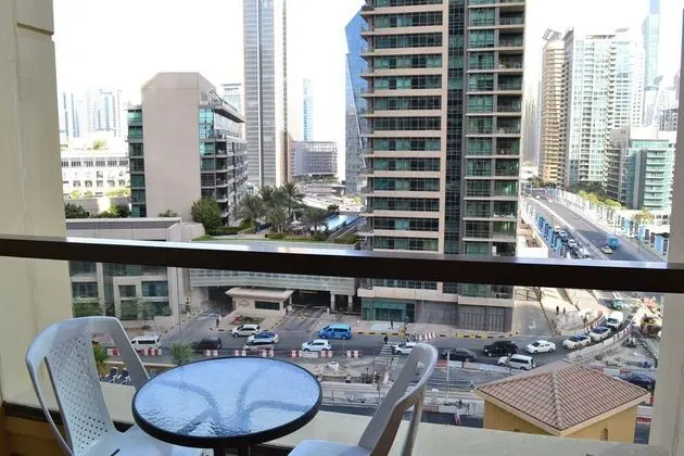 LSE - 1 Bedroom apt with marina view - Dış Mekan