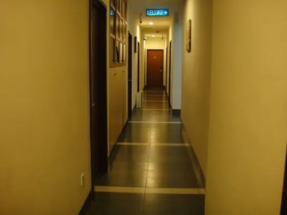 LSN Hotel Taman Connaught - İç Mekan