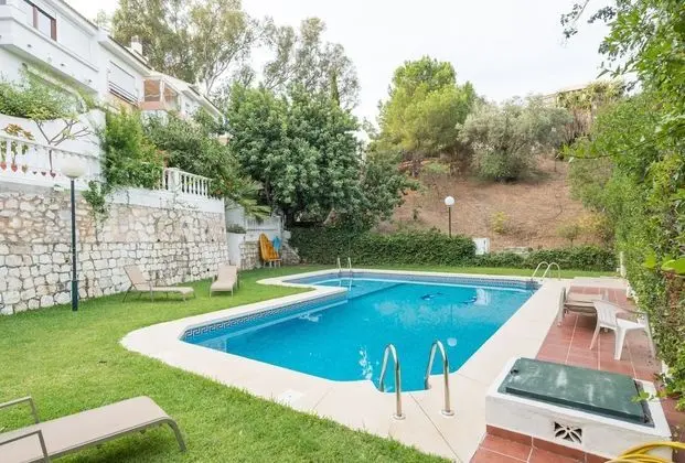 LU&CIA Villa Pedregalejo - Havuz