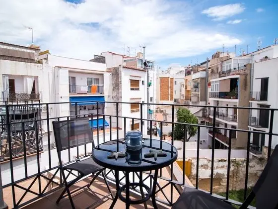 Lucasland Sitges Apartments