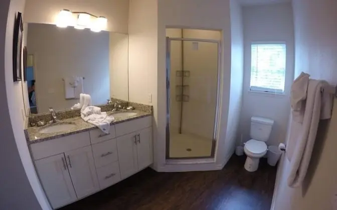 Lucaya 4 Bedrooms 3 Baths Townhome, Spacious Living Room