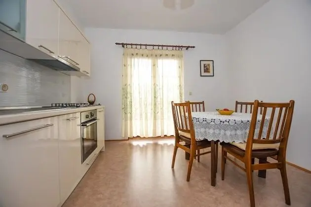 Luce - Family Friendly & Parking - A3 - Oda Düzeni