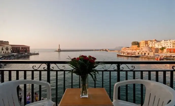 Lucia Hotel