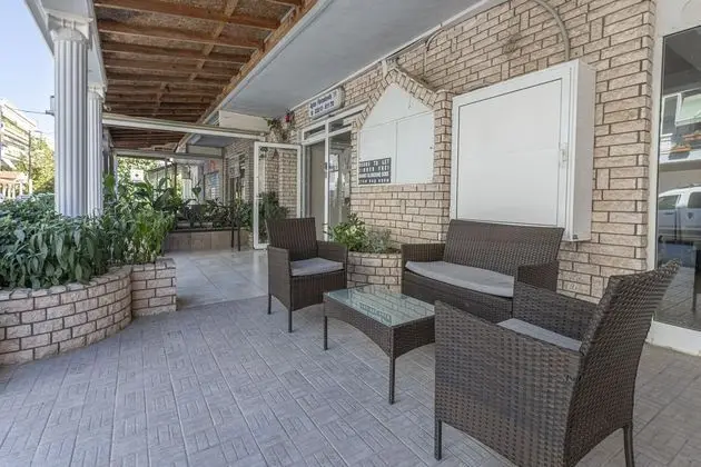 Lucia Hotel Paralia - Dış Mekan