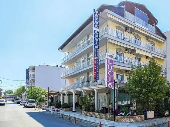 Lucia Hotel Paralia - Öne Çıkan Resim