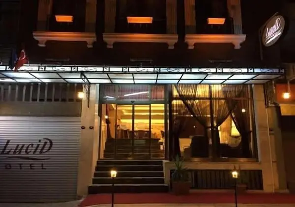 Lucid Otel - Dış Mekan