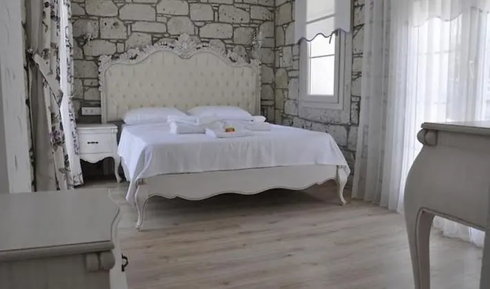 Lucky Angel Otel