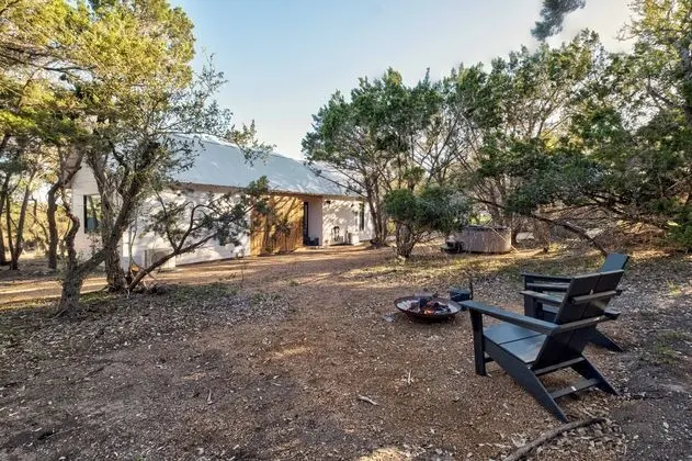 Lucky Arrow Retreat - Dripping Springs - Oda