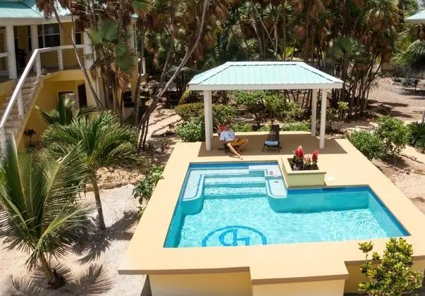 Lucky Duck Villa - Private Beach Escape - Havuz