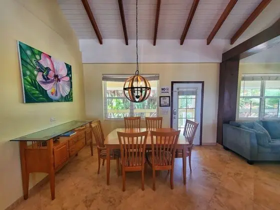 Lucky Duck Villa - Private Beach Escape - Yerinde Yemek
