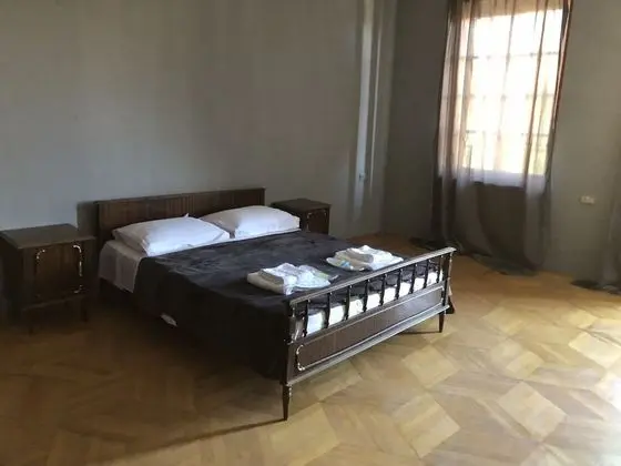 Lucky Family Hotel