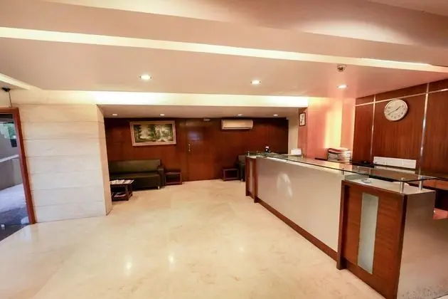 Hotel Lucky Goregaon - Lobi