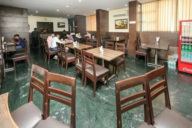 Hotel Lucky Goregaon - Yerinde Yemek