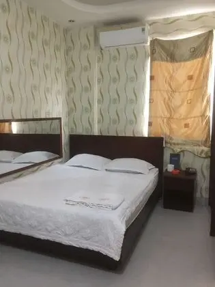 Lucky Hotel - Öne Çıkan Resim
