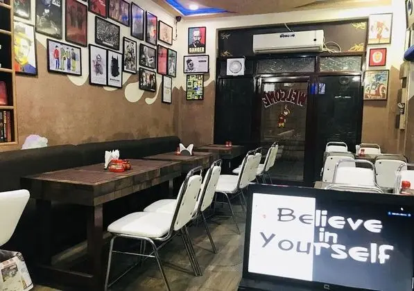 Lucky Restaurant And Guest House - Yerinde Yemek