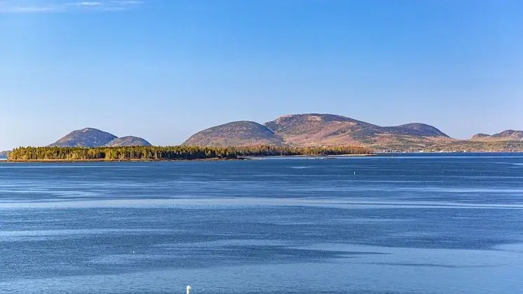 Lucky Stone Retreat - Private Beach & Acadia View - Plaj