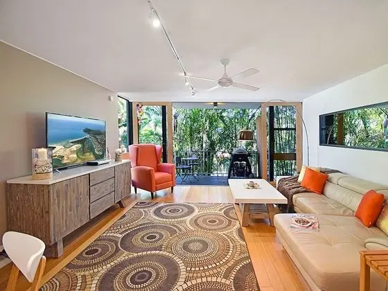 Ludlow Apartments