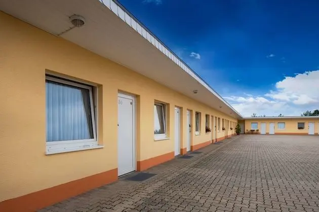 Hotel Lueneburg Sued - Dış Mekan